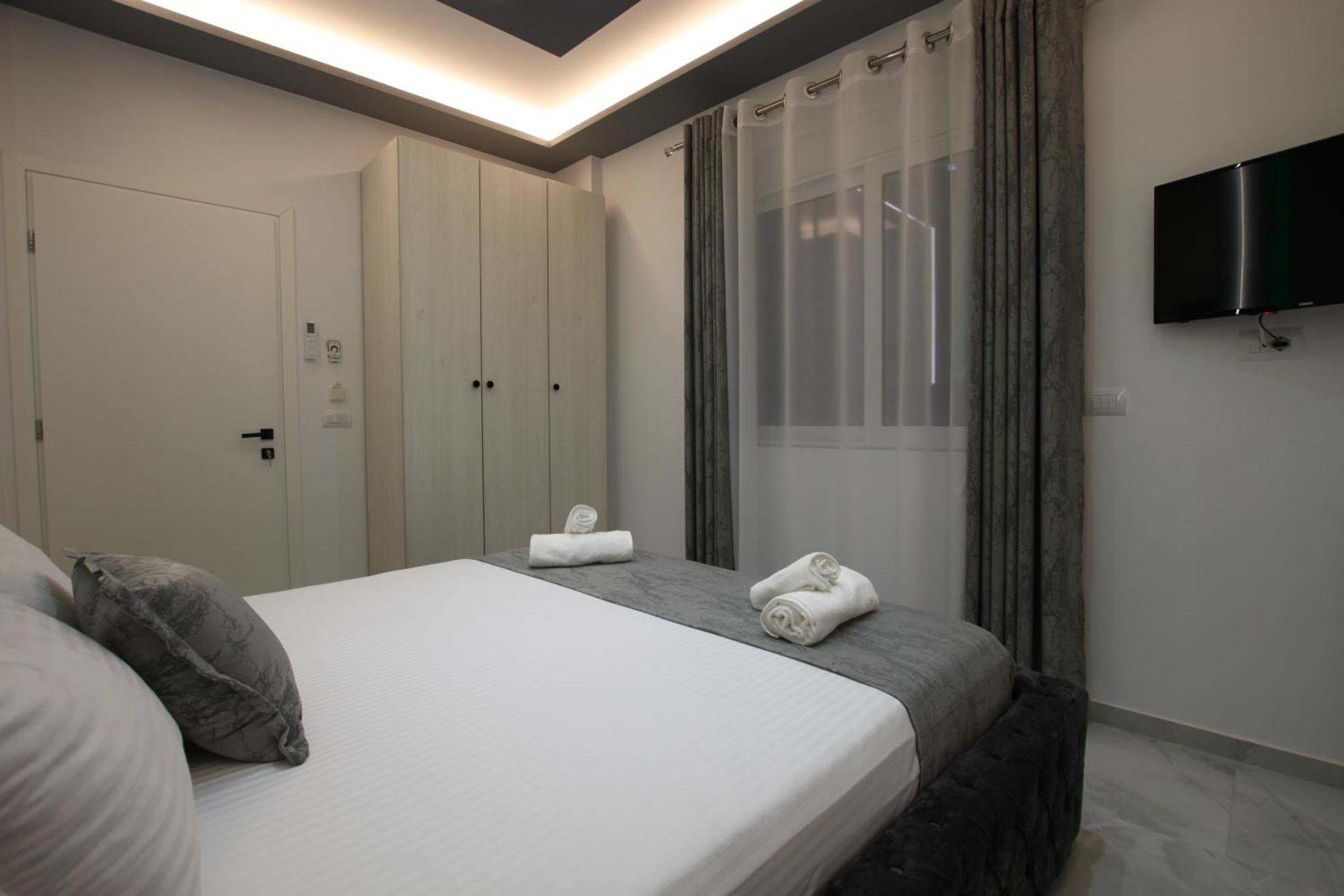 Vila Roxhest Sarandë Exterior foto