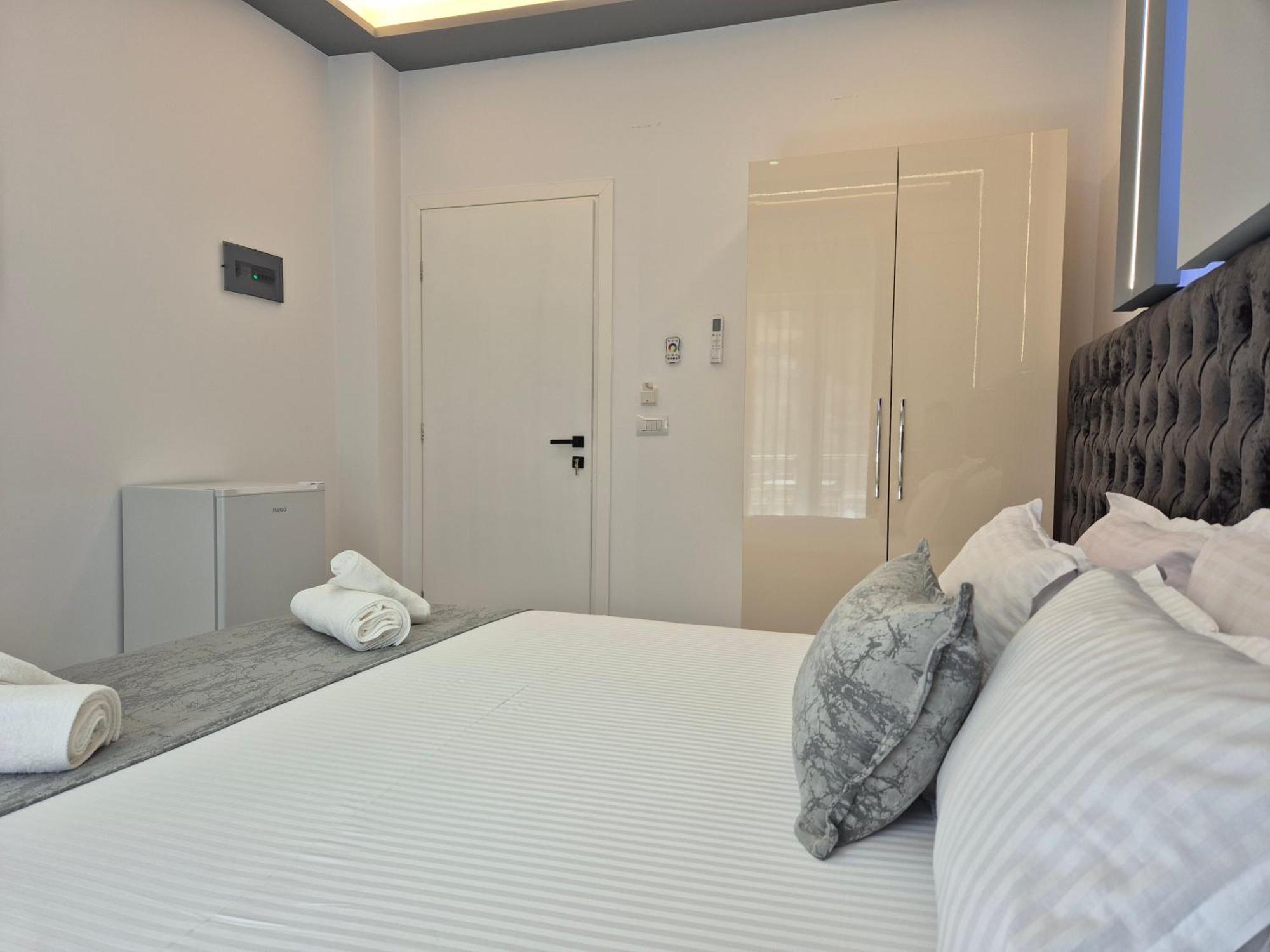 Vila Roxhest Sarandë Exterior foto