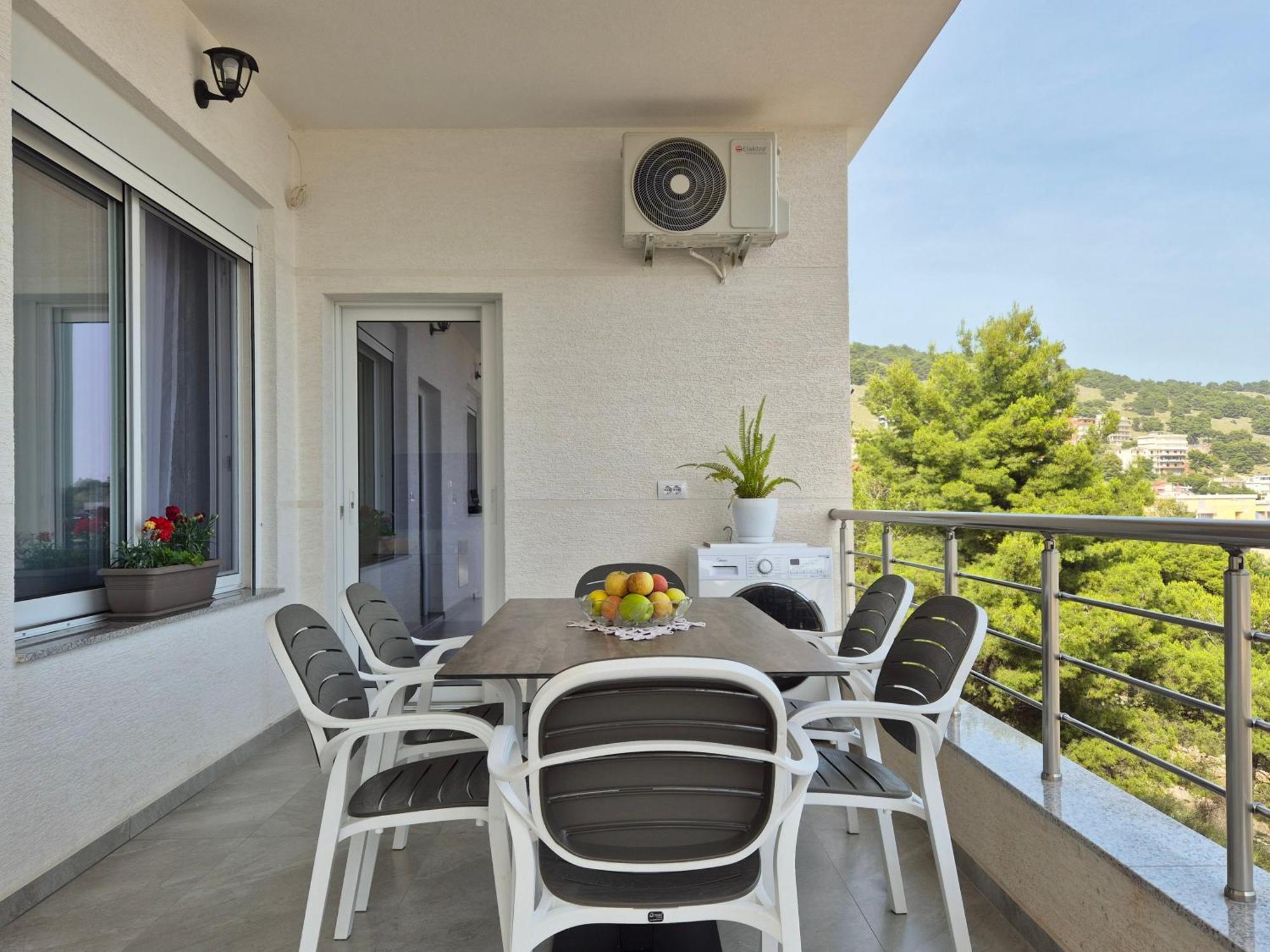 Vila Roxhest Sarandë Exterior foto